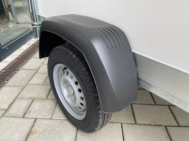 Kotflügel Kunstoff schwarz 200x335x706